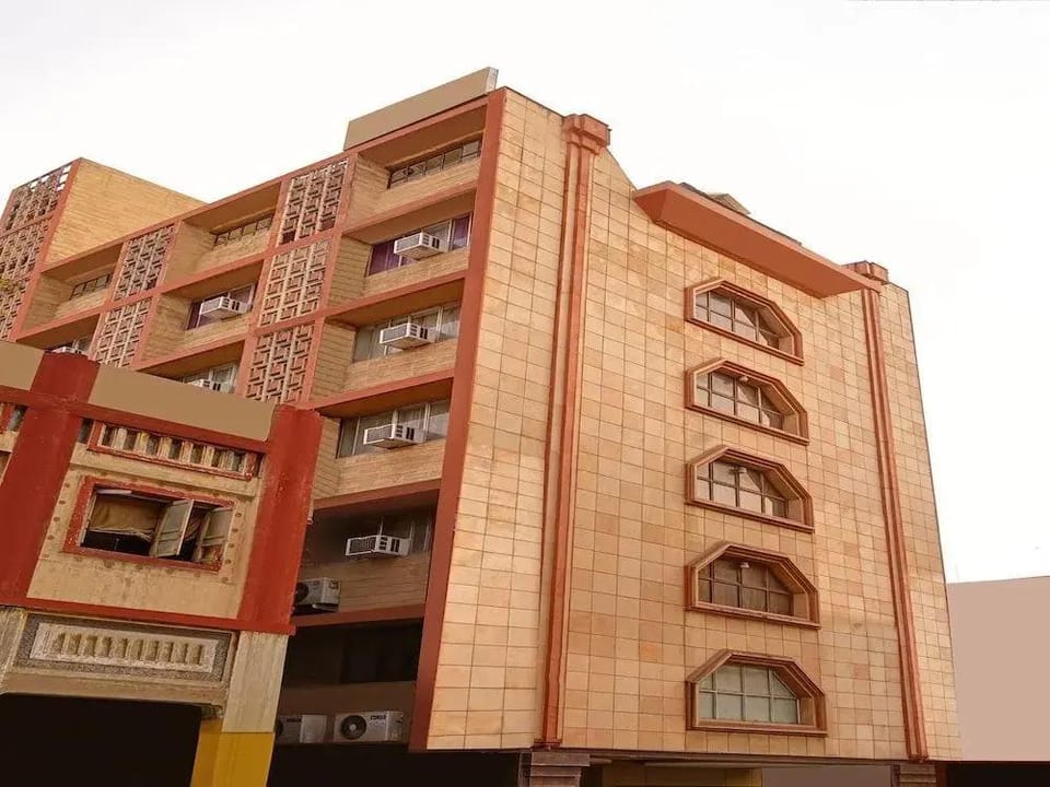 HOTEL DARSHAN TOWERS Hotel in Maharashtra