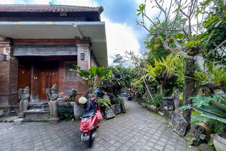 Men Bebas Homestay near Ubud Mitra RedDoorz Hotel in Abiansemal
