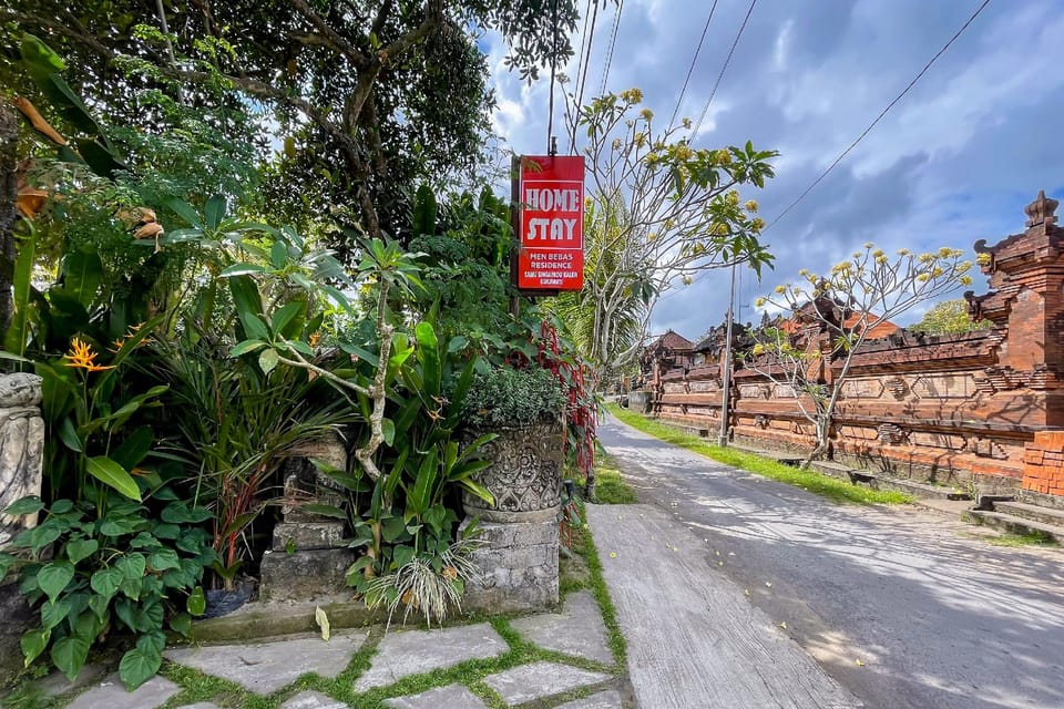 Men Bebas Homestay near Ubud Mitra RedDoorz Hotel in Abiansemal