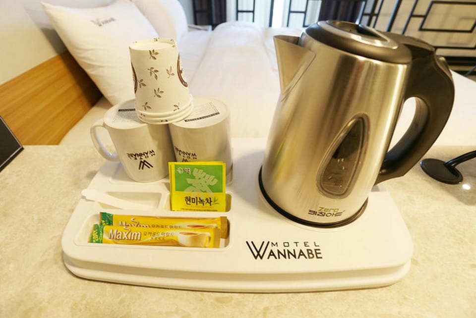Amenity (Guest room)