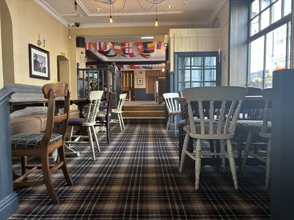 The Golden Lion Hotel Inn in Weymouth