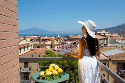 LuMar Luxury Sorrento Hotel in Priora
