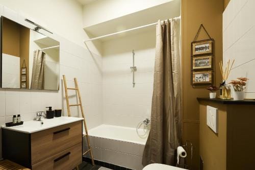 Espace Cuesmois chambre Hotel in Hauts-de-France