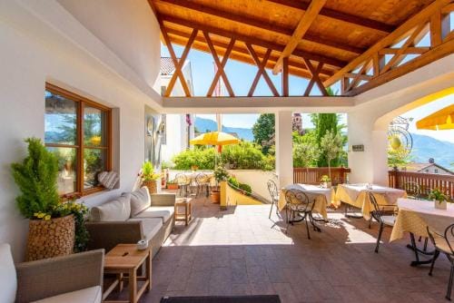 Small Hotel Sonne Hotel in Tirol