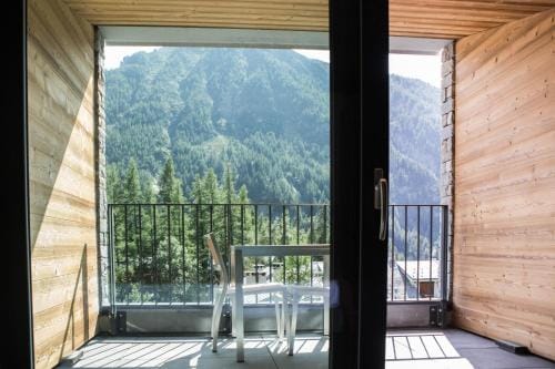 Hotel La Vetta Hotel in Canton of Valais