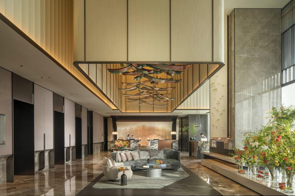 Four Seasons Hotel Hangzhou at Hangzhou Centre Hotel in Hangzhou
