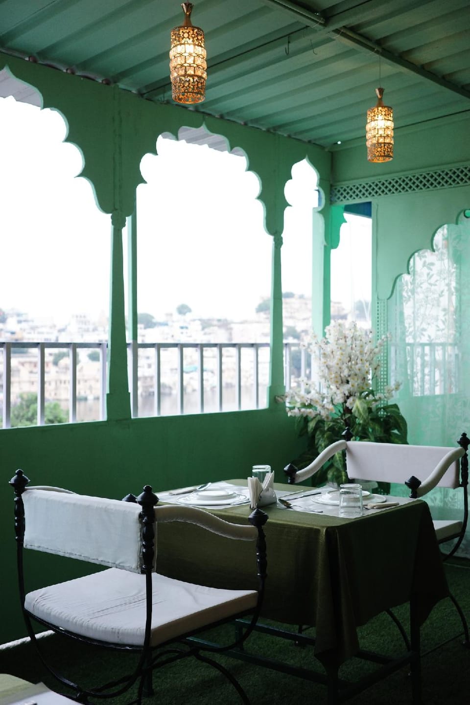 Teriwell Stay in Island Tower Hotel in Udaipur