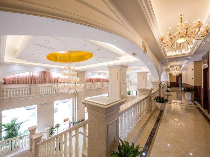 Vienna Shanghai Hongqiao Exhibition Center Xinqiao Hotel in Shanghai