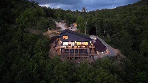 Long View Resort Bryson City, NC Lodge in Fontana Lake