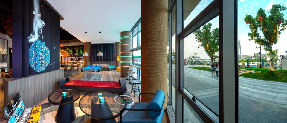 Moxy Ningbo Old Bund Hotel in Zhejiang