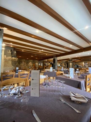 Logis Hotel Restaurant Auberge du Bougnat Hotel in Auvergne-Rhône-Alpes