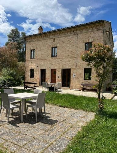 Tenuta Gran Bosco Lodge in Marche