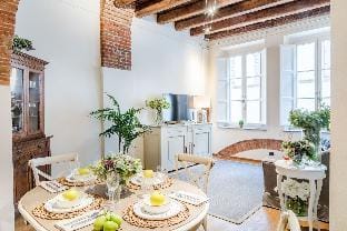 Paolino View Apartment Hotel in Capannori