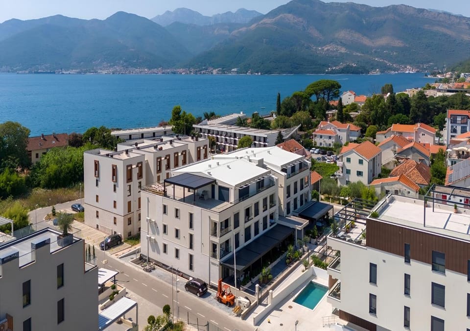 Dimitris Residence Hotel in Kotor Municipality