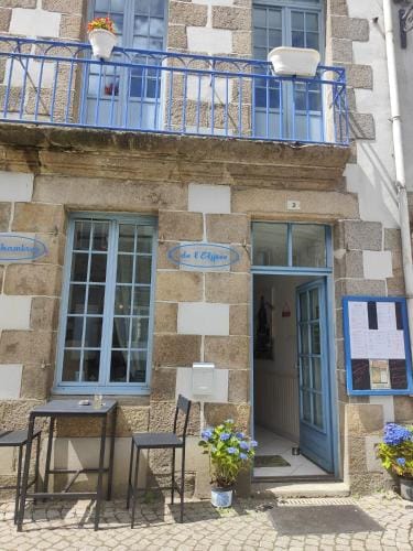 Les chambres de l'Elysee Hotel in Brittany