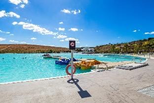 Alcazaba Lagoon family apartment by Costarentals - Ref M14 Hotel in Costa del Sol