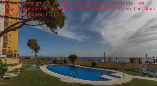Beachfront Calahonda apartment by Costarentals - Ref 89 Hotel in Sitio de Calahonda