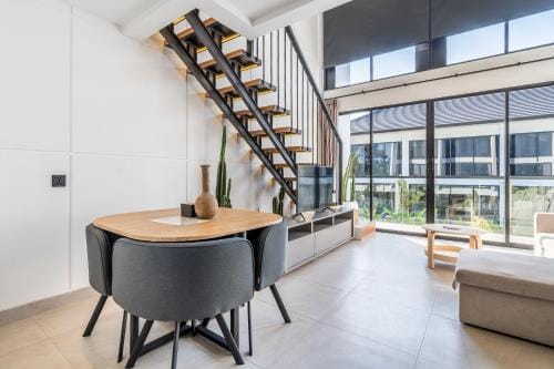 The R Apartments Pererenan Hotel in North Kuta