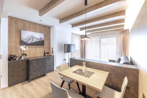 Villa Hubertus Luxuria Nova Suites - Adults friendly Hotel in Trentino-South Tyrol