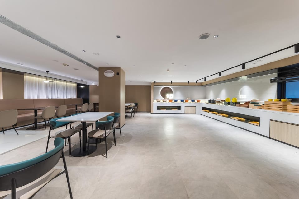 Nihao Hotel Wuhan Hubei University Xujiapeng Metro Station Hotel in Wuhan