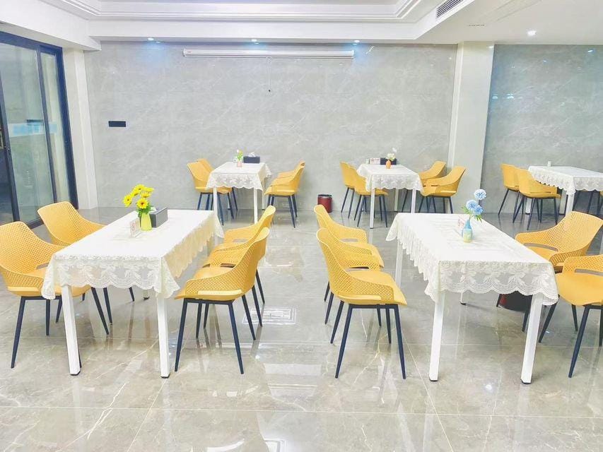 GELI Hotel (Shanghai Shifandaxue Fushu Pudong Lingang Zhongxue Hangwan Road) Hotel in Shanghai