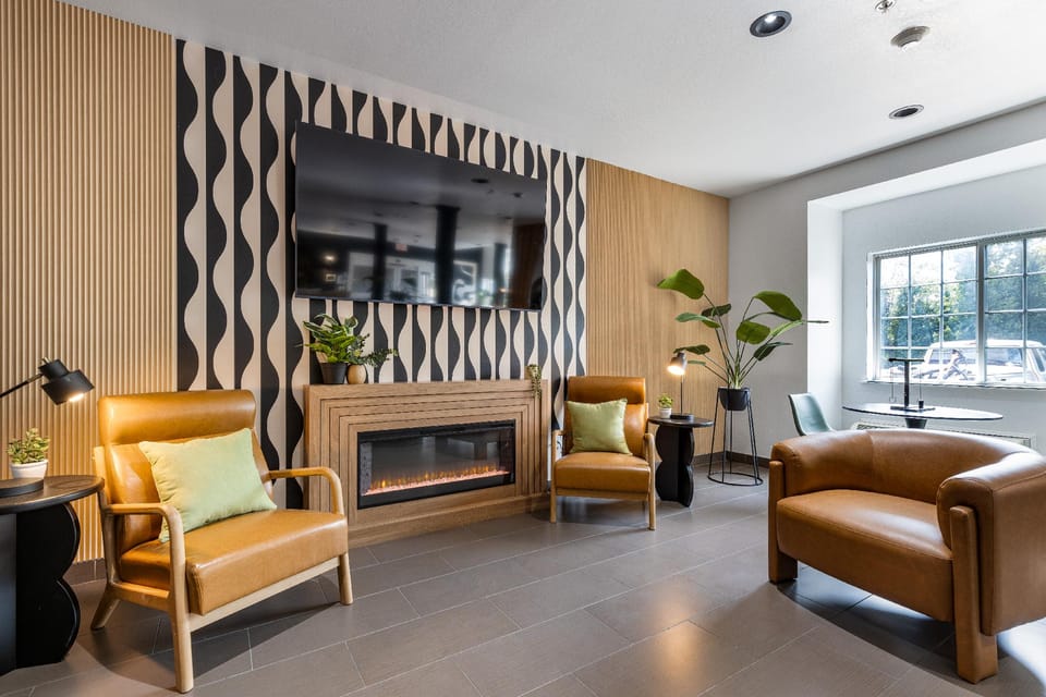 The Block Hotel Hotel in Rogers