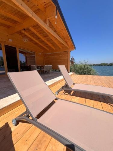 Gold fish3 Hotel in Ulcinj Municipality