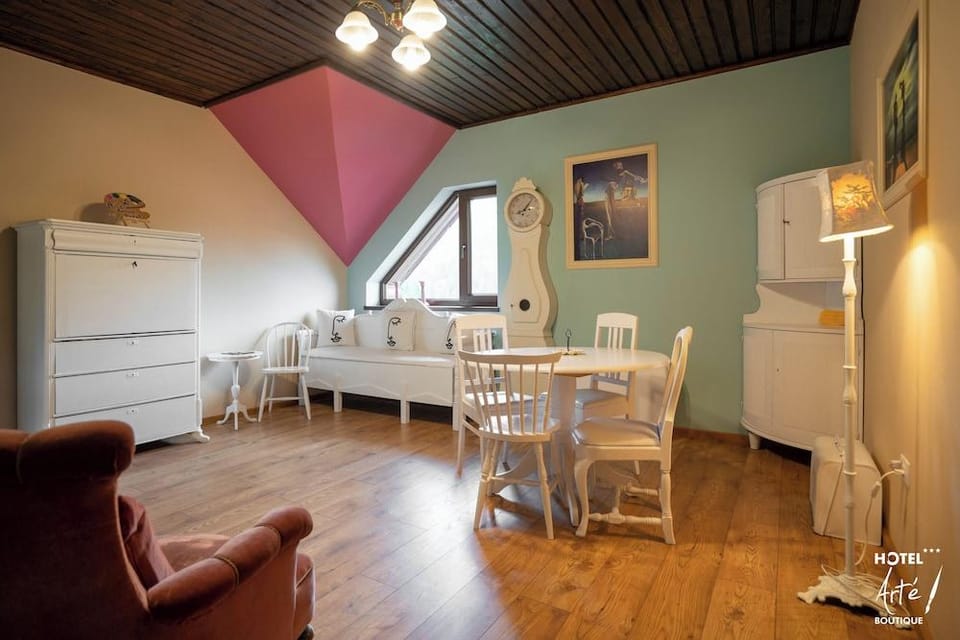 Art'e Boutique Hotel Hotel in Brașov County