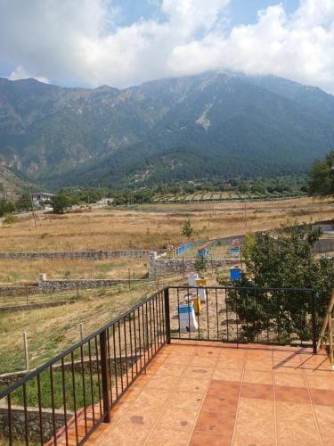 Ari's cozy rooms, Llogara Hotel in Vlorë County, Albania