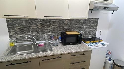 Las Palmas Guesthouse Hotel in Montenegro
