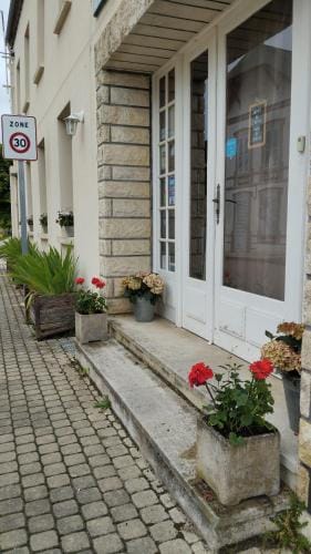 Le Champcevrais Inn in Centre-Val de Loire