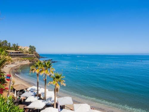 Cubo's Poseidon Apartment 2 & Pool Hotel in Benalmadena