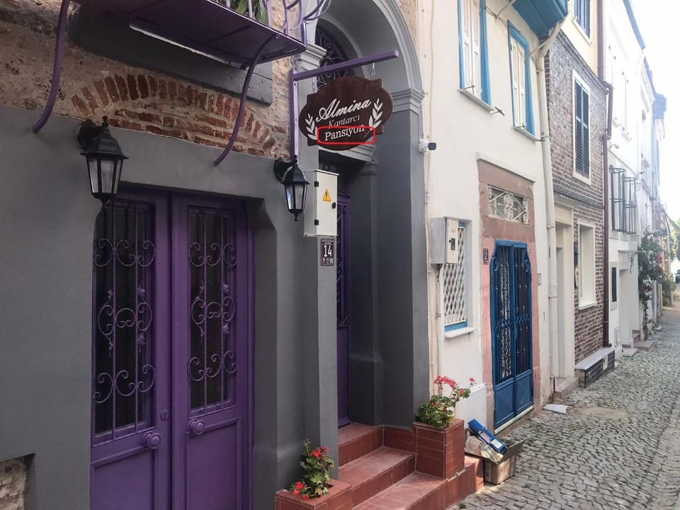 Almina Kantarcı Pansiyon Hotel in İzmir Province