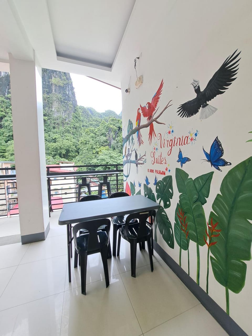 Virginia Suites Hotel in El Nido
