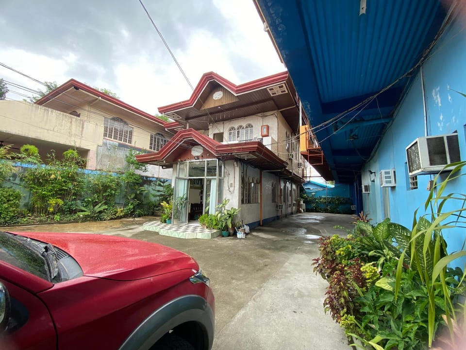 Sugarland Annex Apartment hotel in Central Visayas