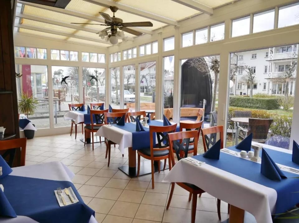R&R Hotel Strandallee Hotel in Sellin
