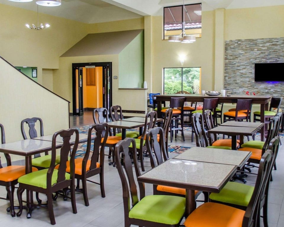 Quality Inn and Suites Medina- Akron West Hotel in Ohio