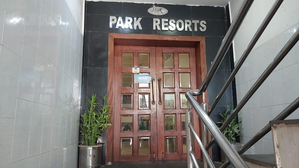 DhamStay Hotel Park Resort Bhubaneswar near Railway Station Hotel in Bhubaneswar