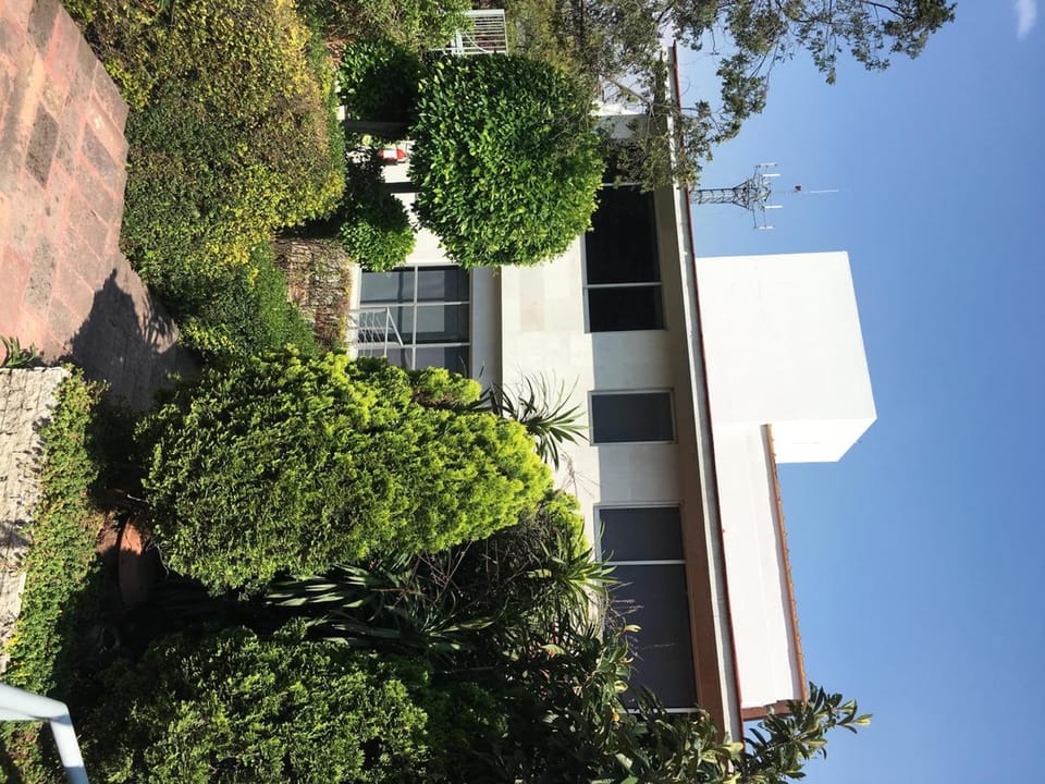 Grupo Kings Suites - Bosque de Duraznos 72 Hotel in Mexico City
