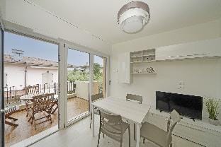 Giuli's House by Wonderful Italy Hotel in Sirmione