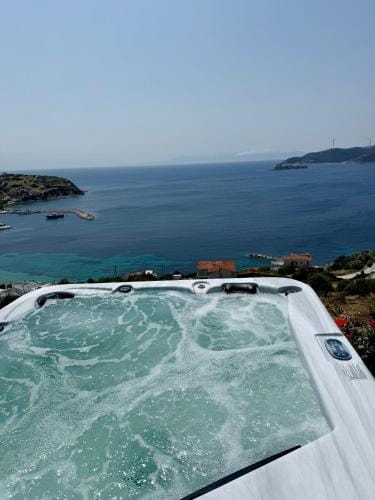 PETRA Luxury Villas Hotel in Euboea