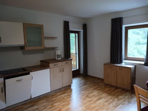 Gasthof Alpenrose - Muhleben Inn in Trentino-South Tyrol