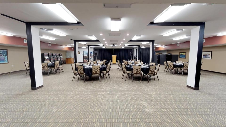 Bear Claw Casino & Hotel Hotel in Saskatchewan