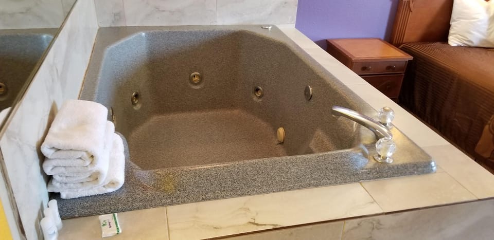 Fullerton Inn Motel in Fullerton