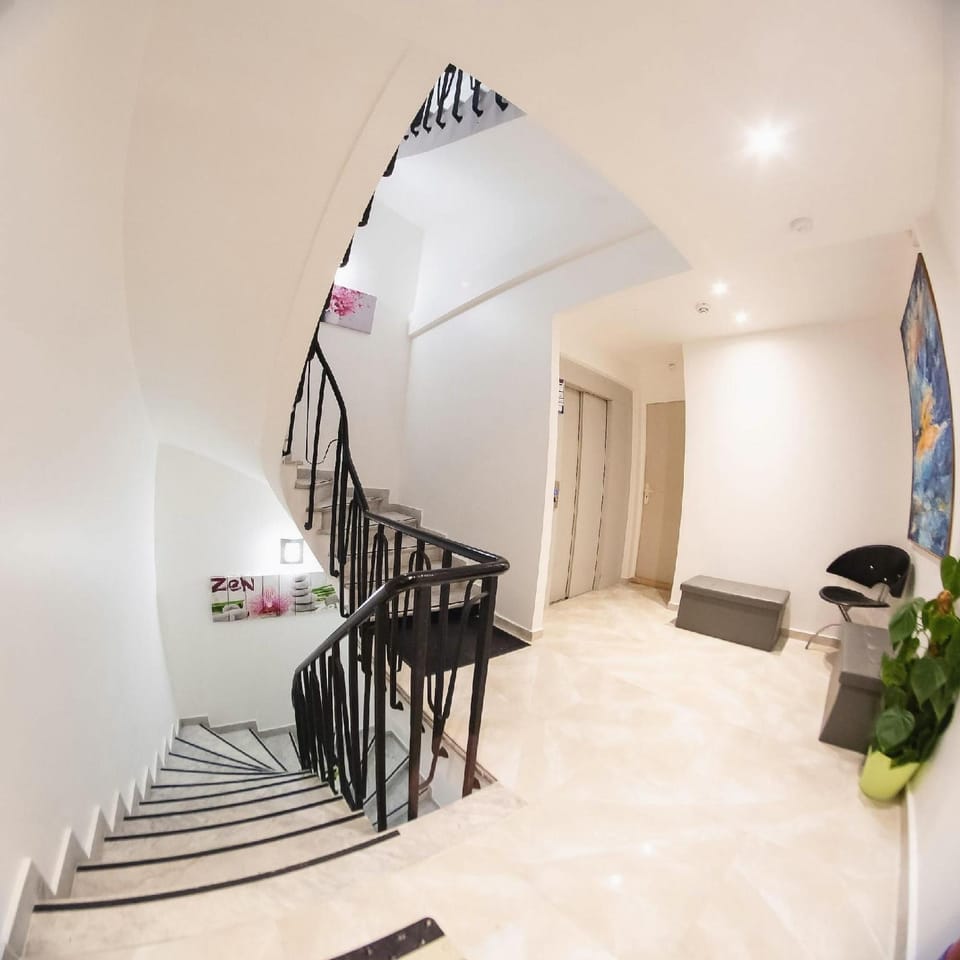 Hotel des Arcades Hotel in Reims