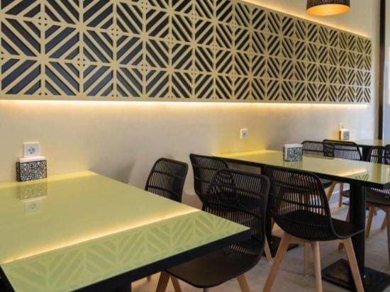 IRIS HOTEL Hotel in Europe