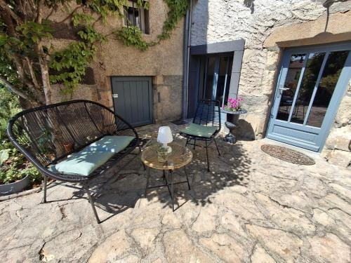 Cote Tour Hotel in Auvergne-Rhône-Alpes