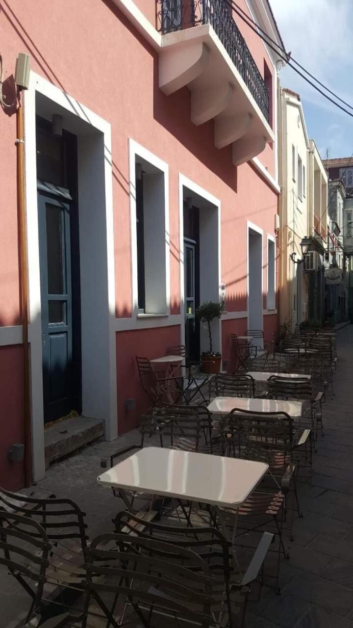 Alley Rooms Inn in İzmir Province