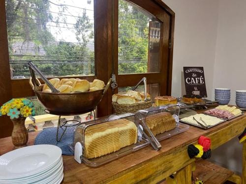 Suite Master conforto e espaco vizinha do Palacio de Cristal! Inn in State of Rio de Janeiro