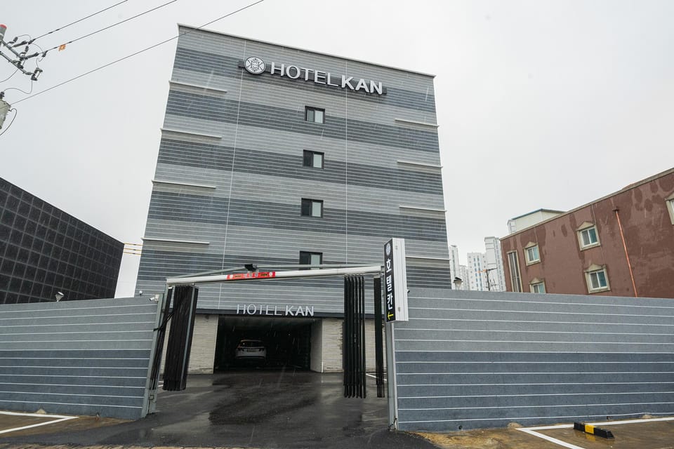 Taean Khan Hotel Motel in South Korea
